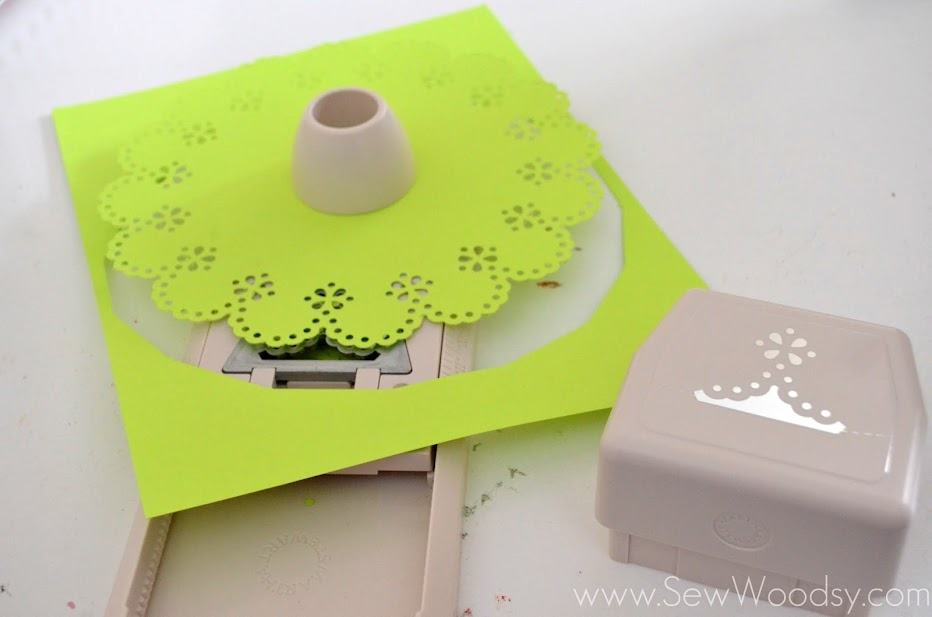 Birthday Paper Doily Tag from gruro.com #12MonthsOfMartha
