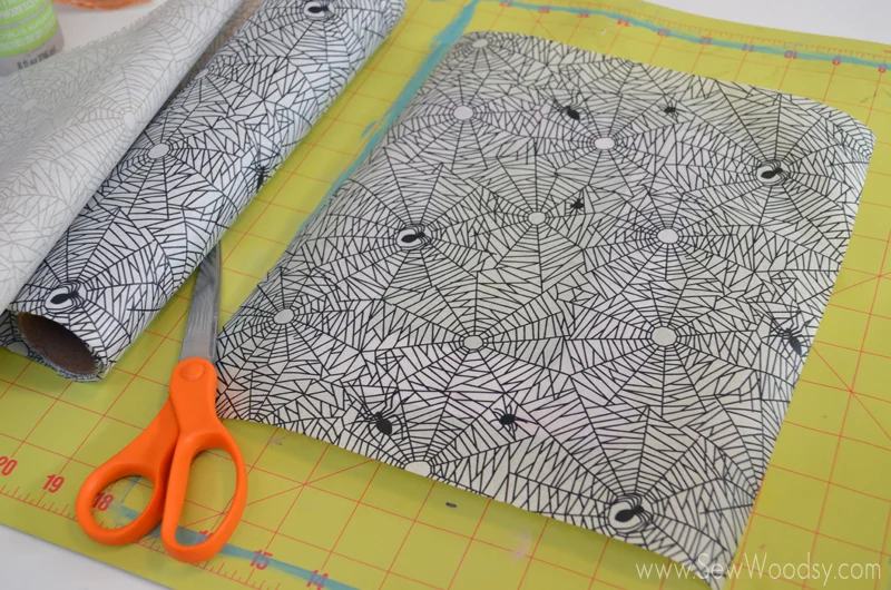 Decoupage Spider Web Picture Frame from gruro.com #Halloween #12MonthsOfMartha #MarthaStewartCrafts #Craft #Decoupage