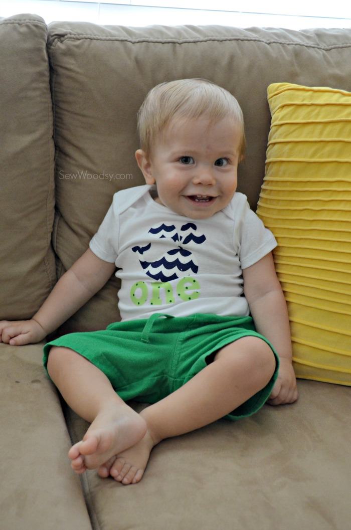 DIY first birthday onesie