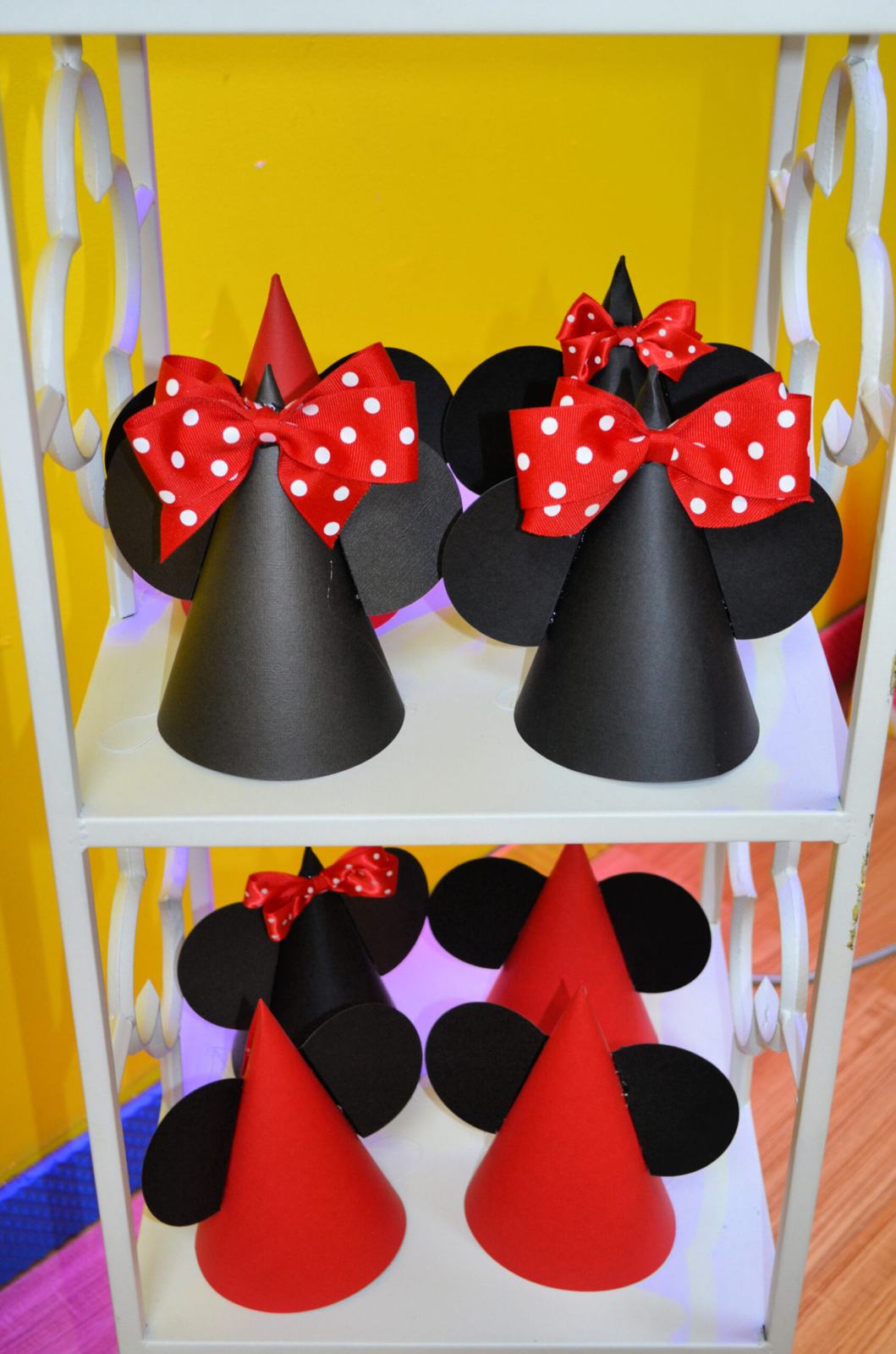 DIY Minnie and Mickey Mouse Party Hats