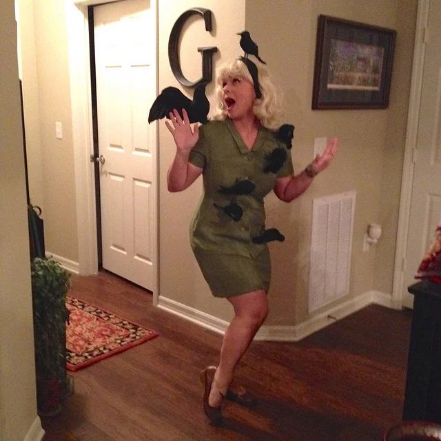 Easy DIY Costume: Tippi Hedren from The Birds