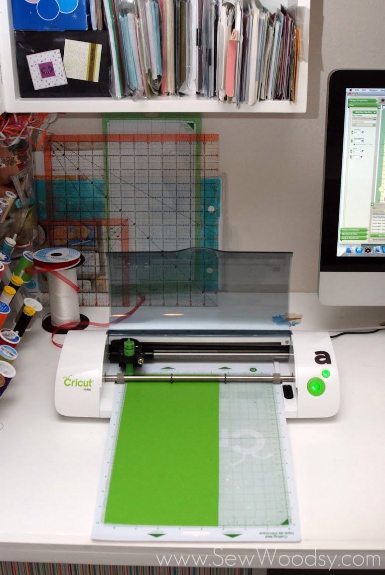 Cricut Mini - cutting vinyl for OXO POP Containters