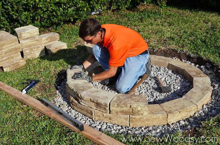 {How to Build} Outdoor Fire Pit via gruro.com for @Homes.com #diy #outdoor #video