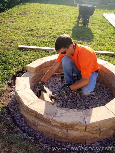 {How to Build} Outdoor Fire Pit via gruro.com for @Homes.com #diy #outdoor #video