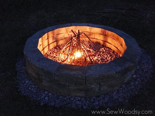 {How to Build} Outdoor Fire Pit via gruro.com for @Homes.com #diy #outdoor #video