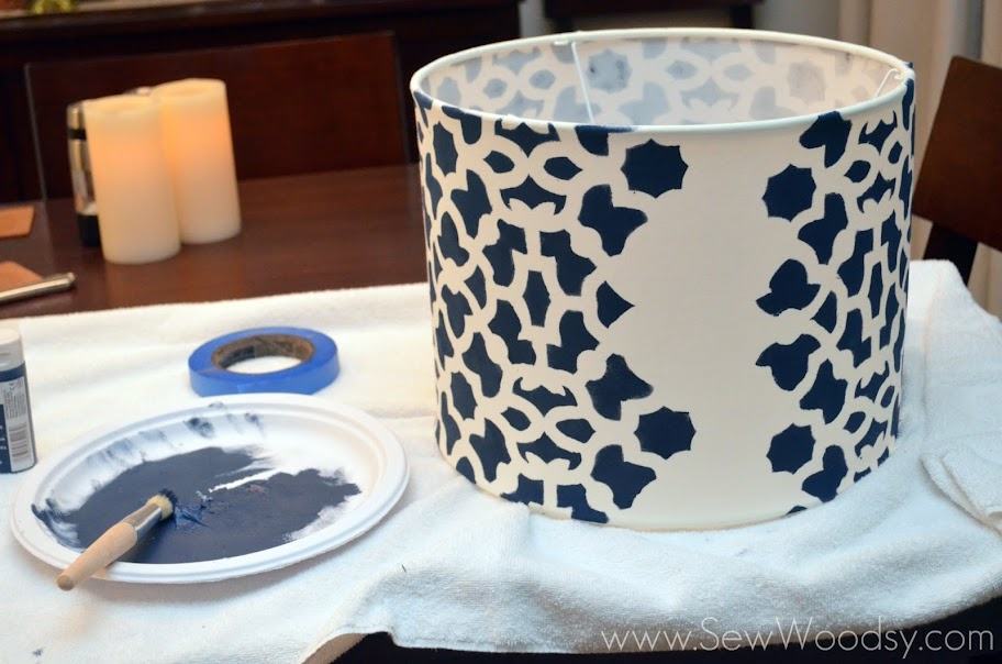 How to Stencil a Lampshade
