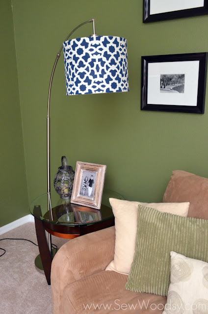 How to Stencil a Lampshade