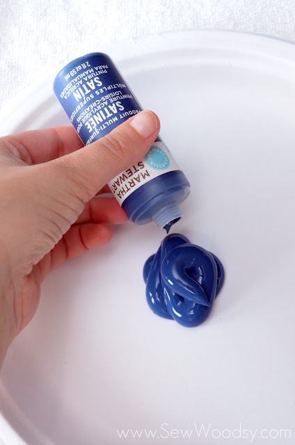 How to Stencil a Lampshade
