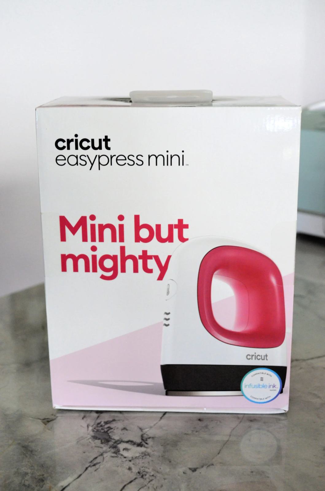 How To Use the Cricut EasyPress Mini™