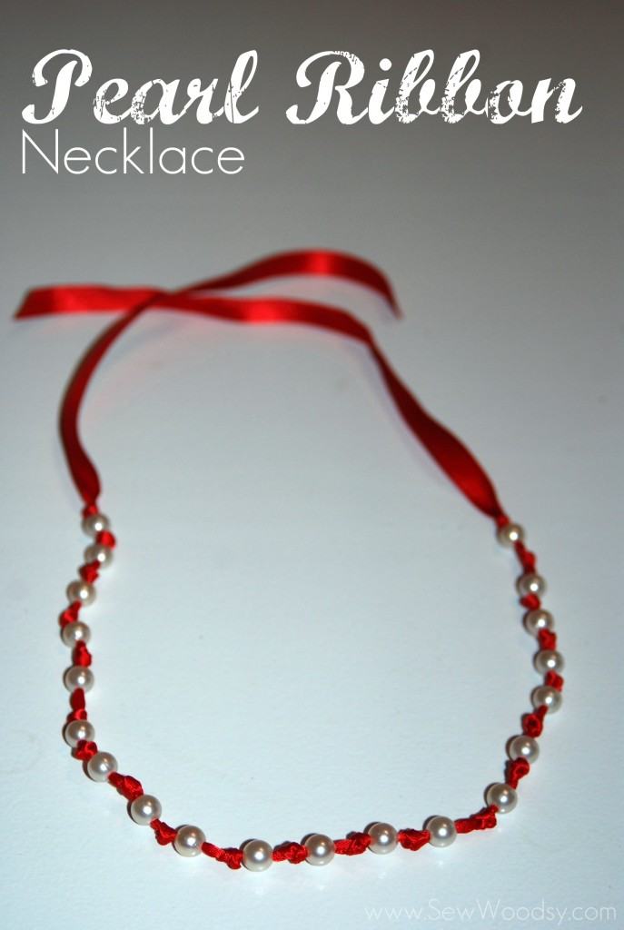 Pearl Ribbon Necklace