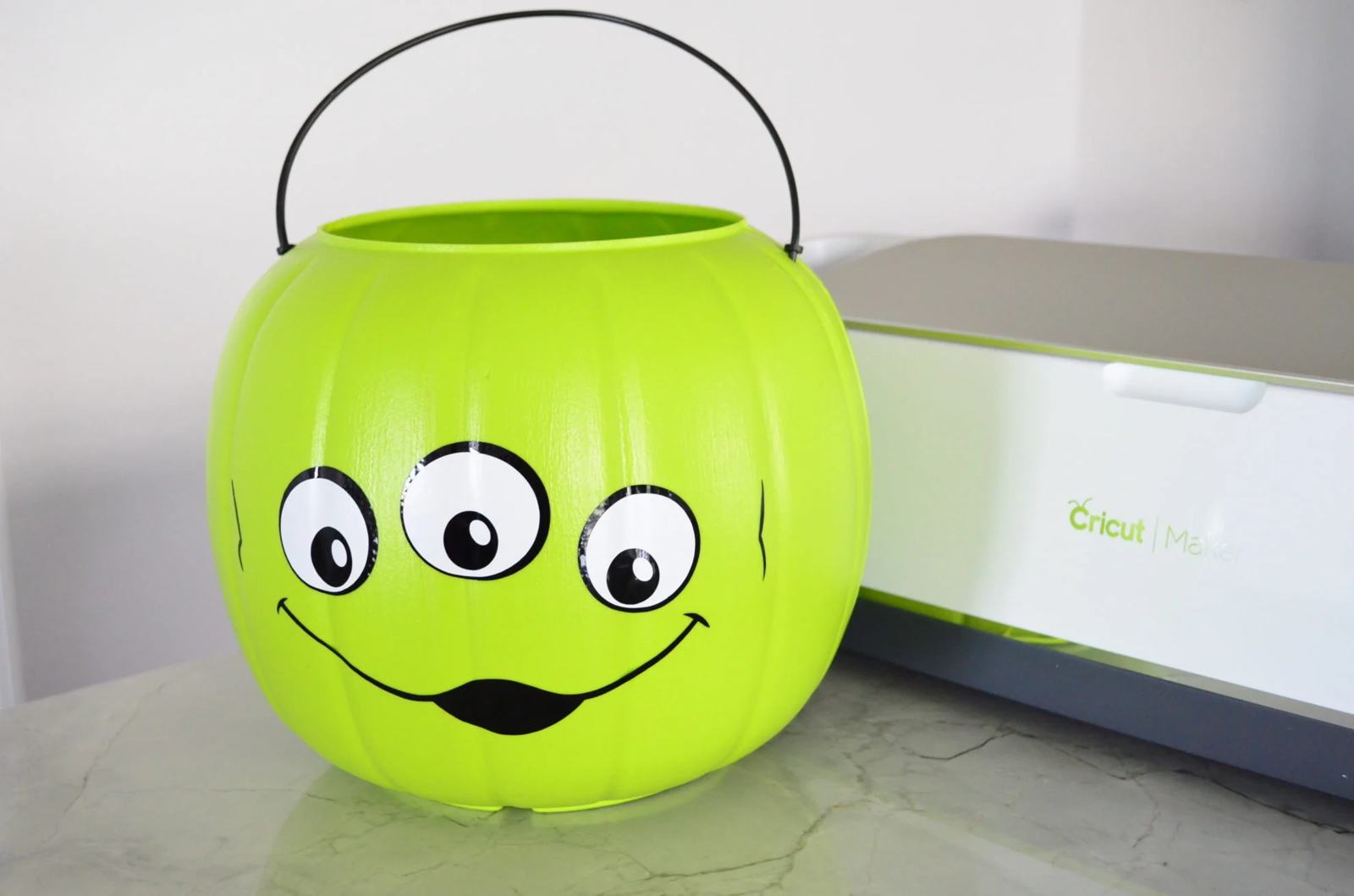 Toy Story Alien Trick or Treat Bucket