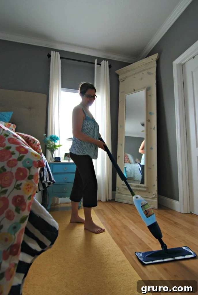 Bona Hardwood Floor Mop - How to clean hardwood floors effectively and safely.