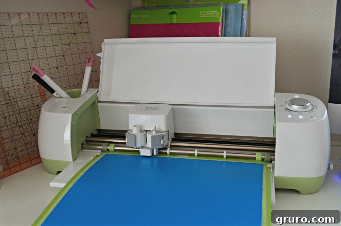 Using the Cricut Explore machine to cut vinyl for the DIY Father's Day Journal