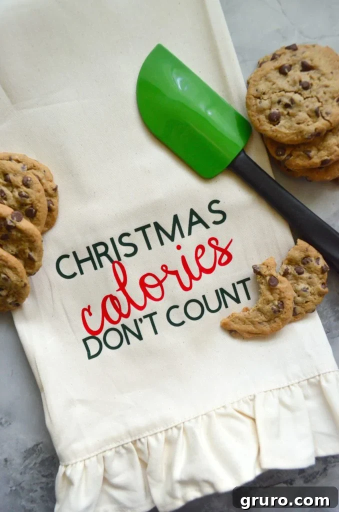 Easy holiday gift idea: 'Christmas Calories Don't Count' dish towel