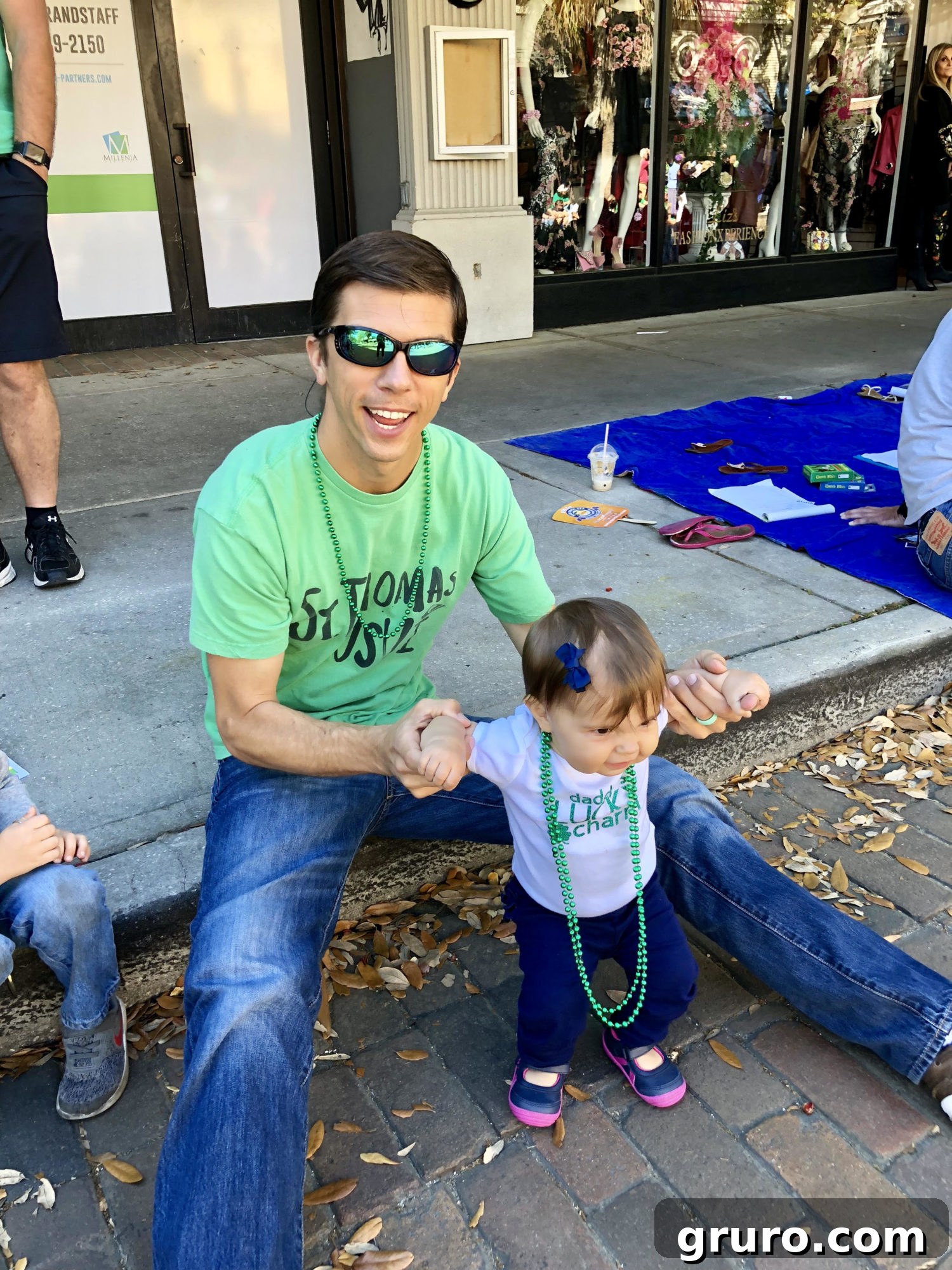 Talisman Tee 9 Daddy and his lucky charm child enjoying the St. Patrick's Day parade