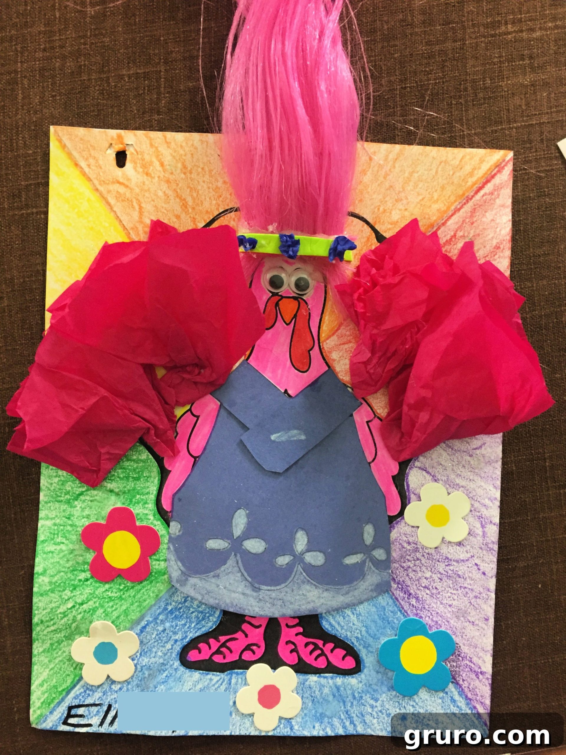 Colored paper of a Turkey In Disguise Poppy From Trolls