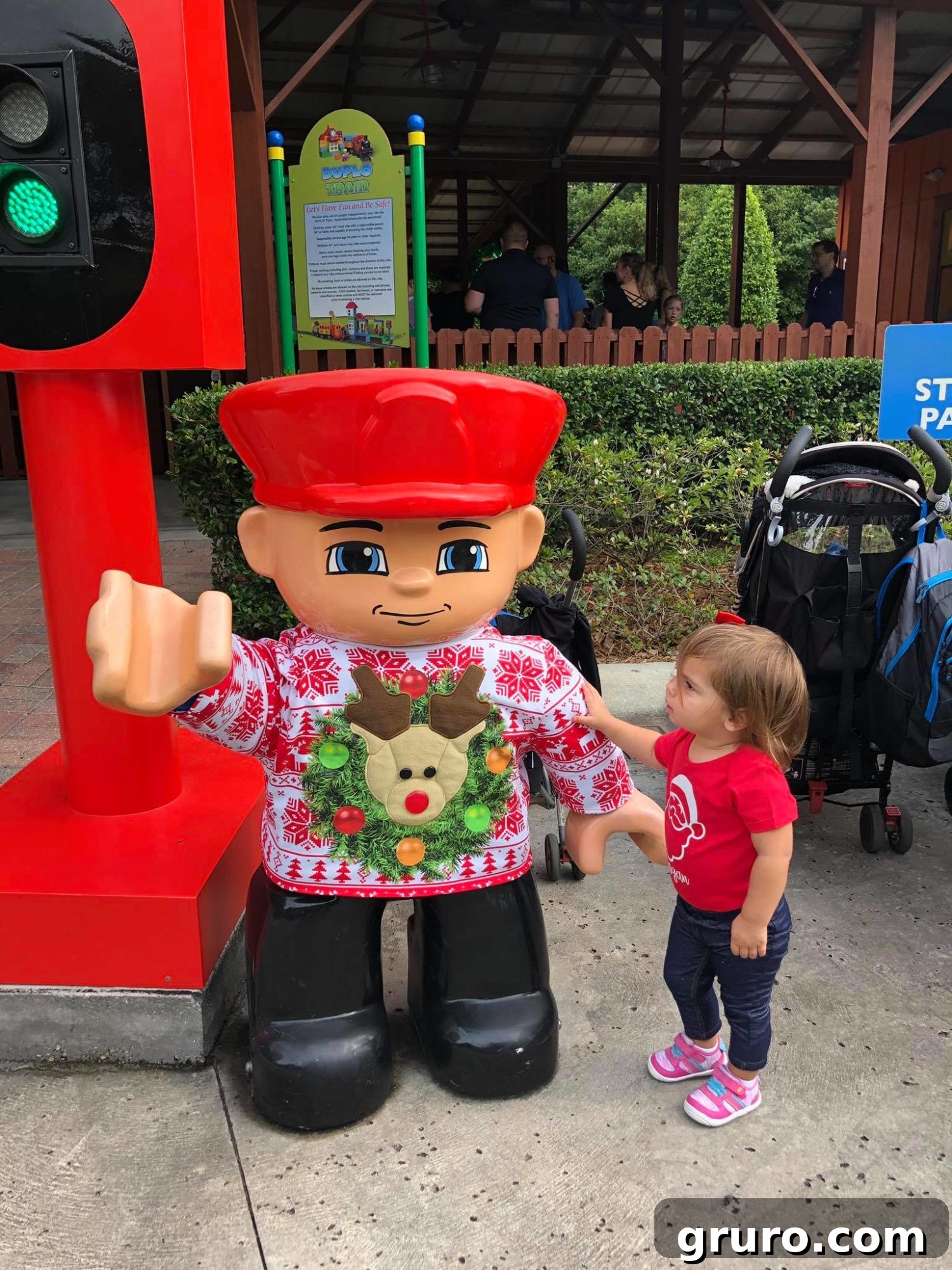 LEGOLAND Christmas Bricktacular DUPLO Land Decorations