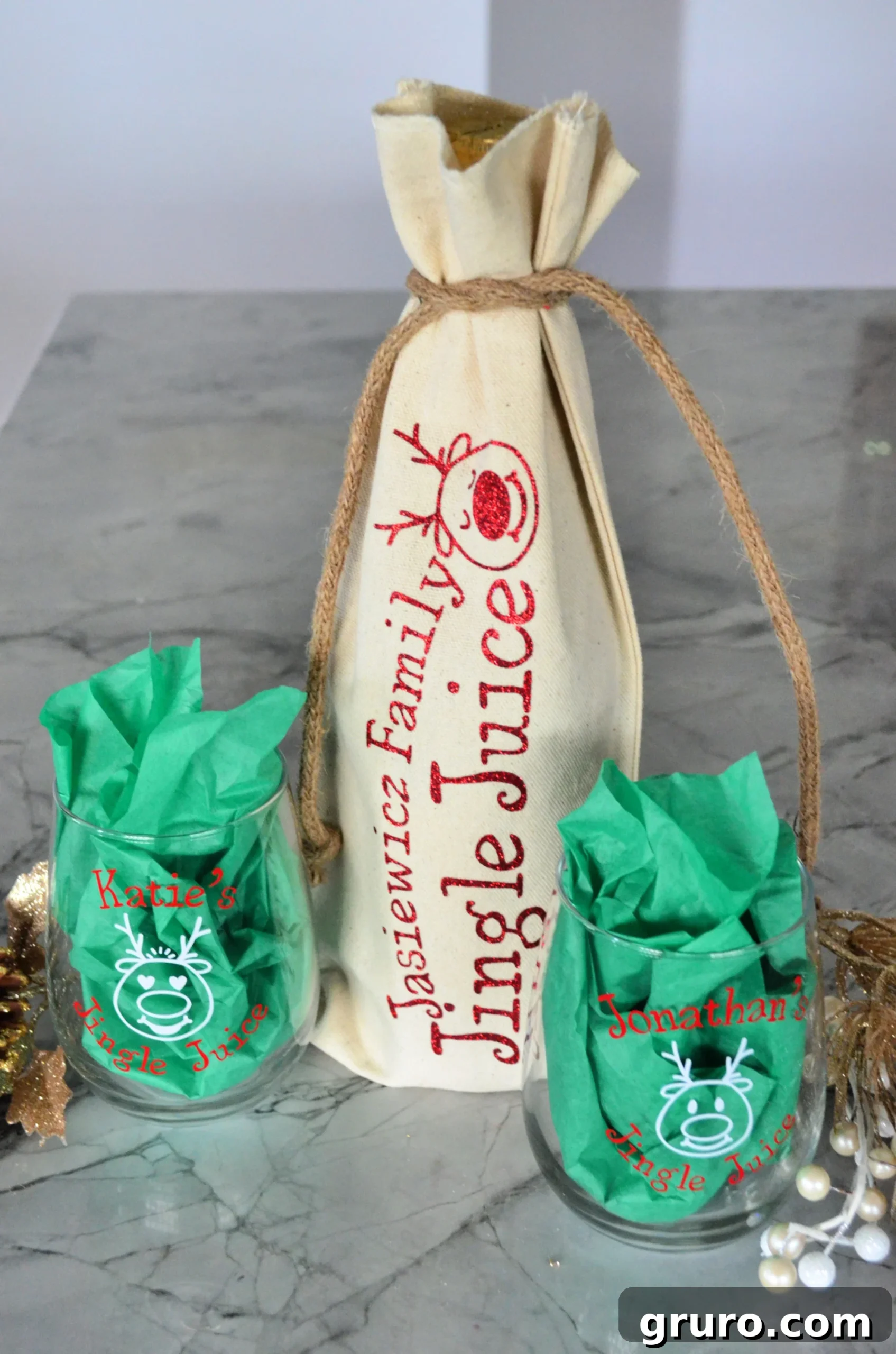 DIY Personalized Jingle Juice Holiday Gift Wine Bag & Glasses complete set