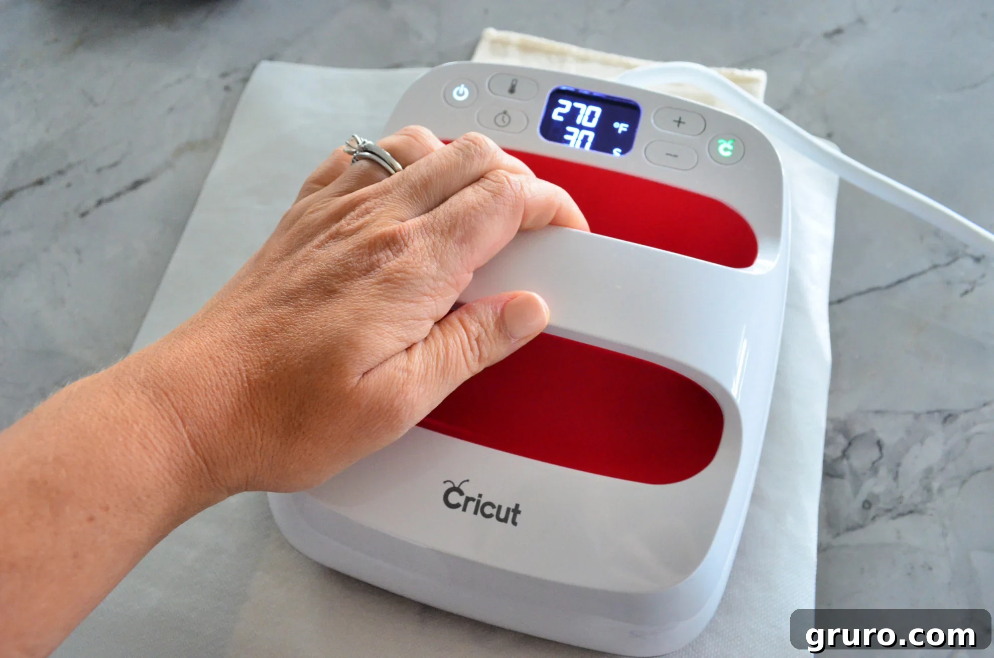 Cricut EasyPress on DIY Personalized Jingle Juice Wine Bag