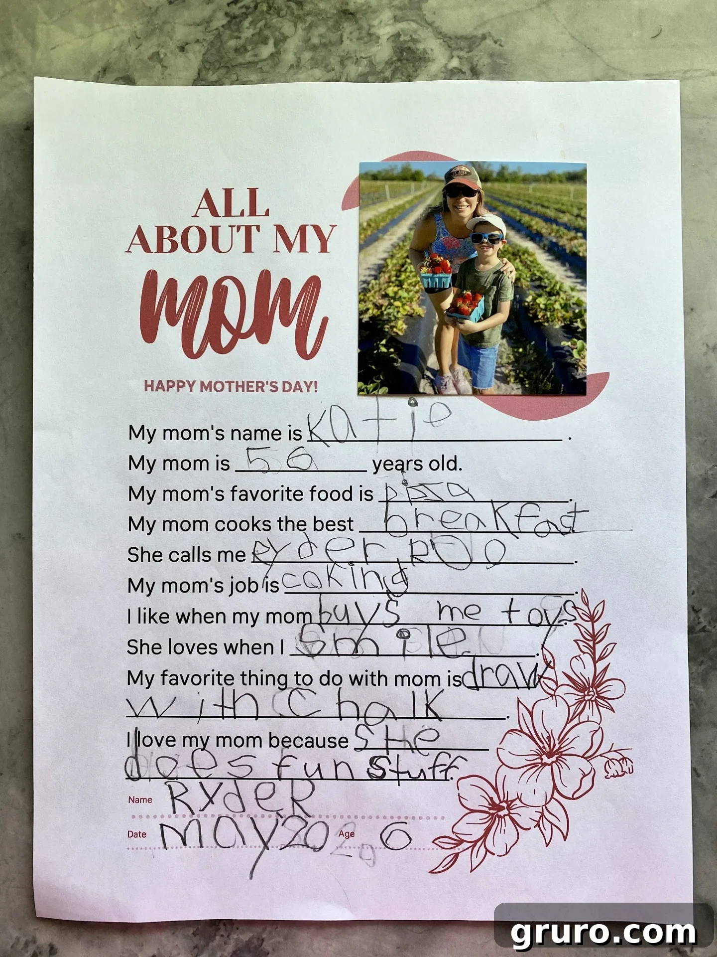 Crisp and clear image of the FREE Mother's Day Questionnaire Printable, showcasing its inviting design for children to complete.