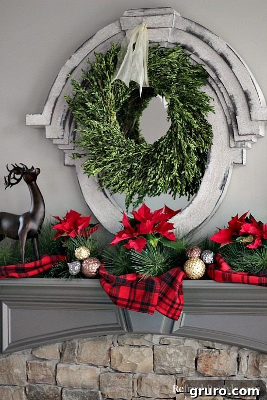 Christmas Mantel with boxwood wreath at refreshrestyle.com
