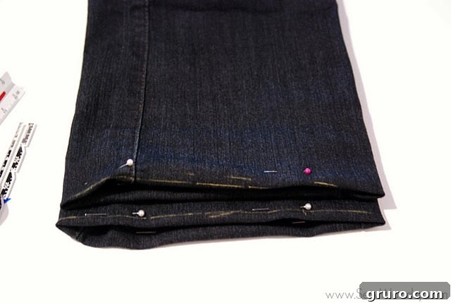 Pinning jeans to desired length