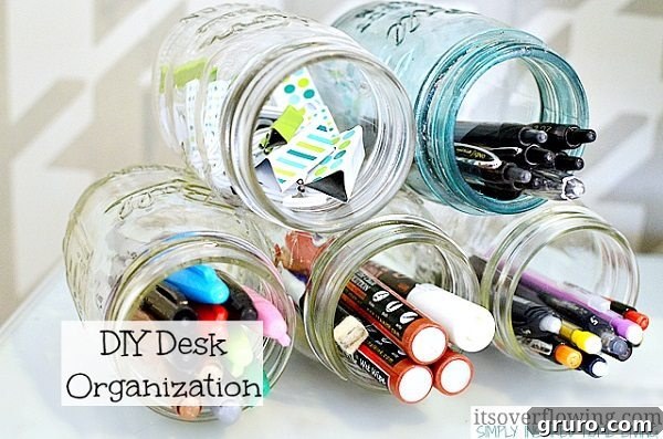 11 Genius Mason Jar Hacks 7 05 - Its Overflowing - DIY Mason Jar Desk Organizer