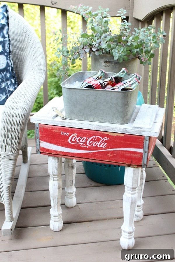 Make one! Get the DIY Coca Cola Crate side table instructions at RefreshRestyle.com