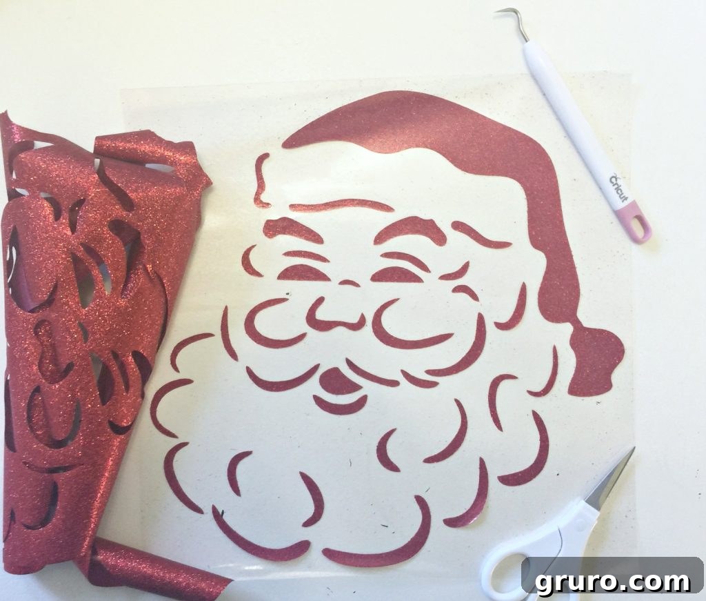Vintage looking Santa in red glitter