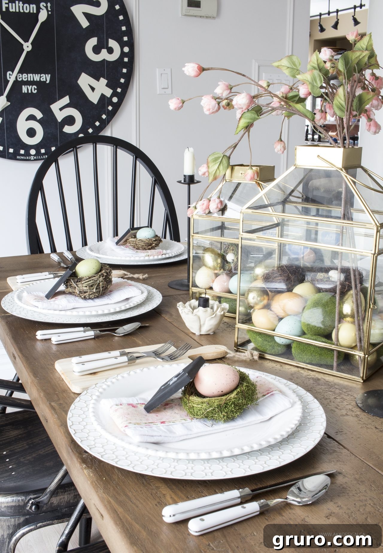 Create a beautiful and inviting farmhouse Easter table setting for your guests. Farmhouse Easter Table Setting
