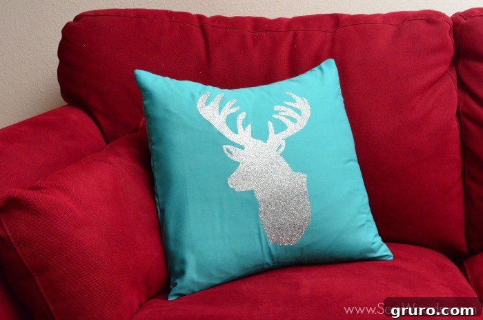 Buck Silhouette Pillow - Buck Silhouette Envelope Pillow Tutorial from SewWoodsy.com