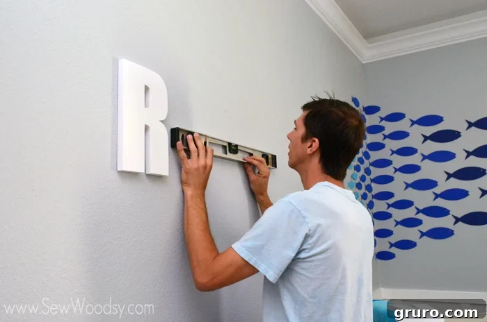 how to cut letters on the scroll saw
