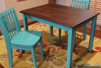 Kids Table and Chairs Makeover