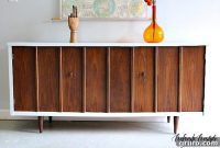 Mid-Century Modern Contrast Furnishings