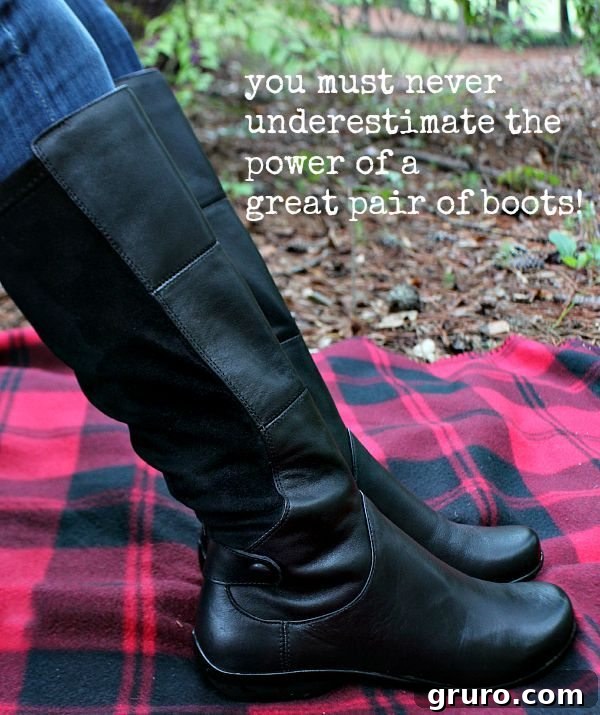 My Boots Demanded a DIY Boot Tray 2 Perfect boots for comfort and style from Dansko at refreshrestyle.com - Dansko Odette boots styled for fall