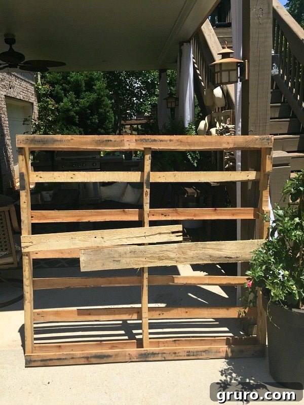 Pallet Potting Table - Rustic farmhouse serving area idea - Made from a pallet - outdoor potting table serves as buffet or drink service area Repurposed - Made from a pallet - outdoor potting table serves as buffet or drink service area