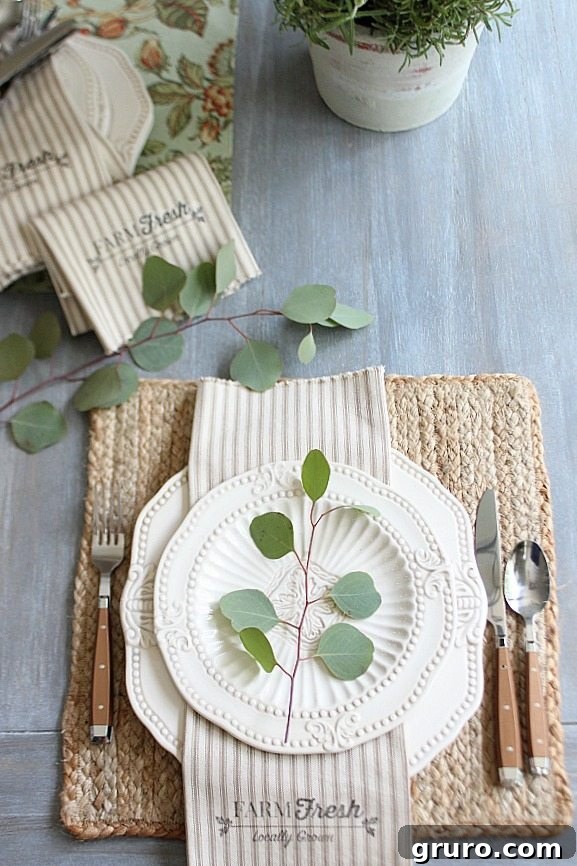 DIY 'Farm Fresh' napkins: Affordable and stylish table decor solution. Styling your dining table with easy-to-make 'Farm Fresh' napkins, perfect for rustic decor.