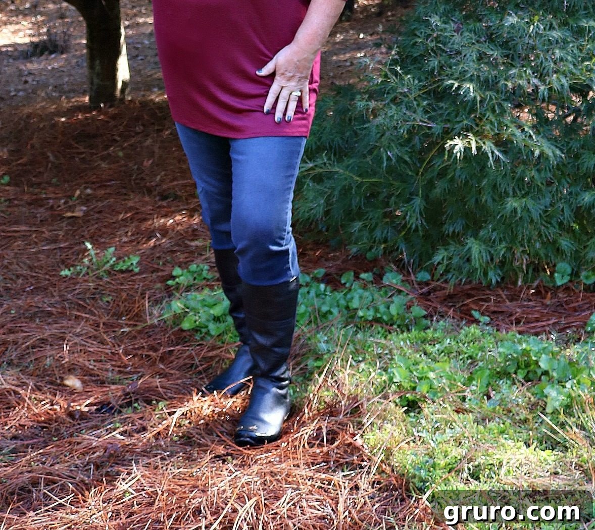 The Harper Mainstay Sueded Top from Glamour Farms is long enough to wear with leggings