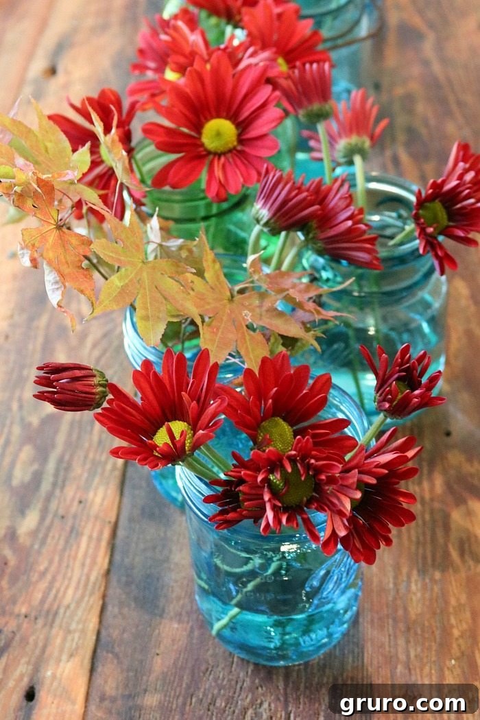 Vintage Blue Jar Table Accent 8 A simple yet elegant idea for a fall dining table centerpiece, perfect for Thanksgiving celebrations