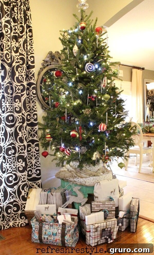 Enchanting Christmas Tree Displays 7 Christmas Tree