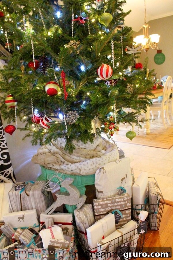 Enchanting Christmas Tree Displays 8 Christmas Tree