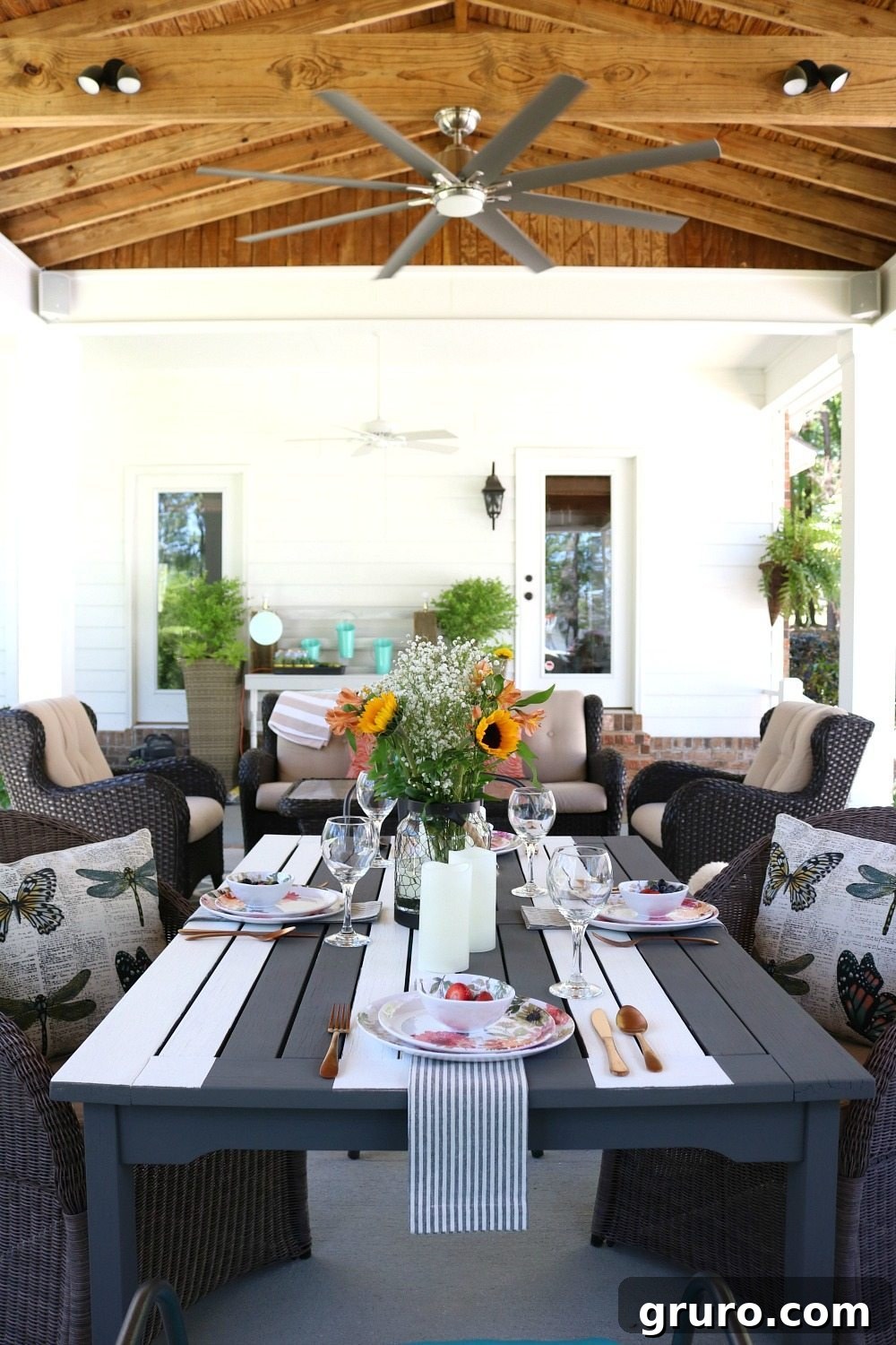 Dining area on the Farmhouse porch at Refresh Restyle