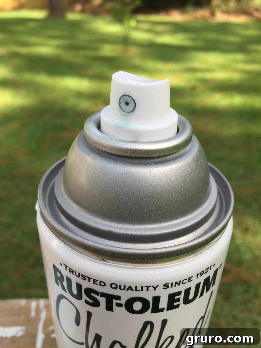 Creative Luggage Solutions 8 Close-up of Rust-Oleum Chalked paint spray nozzle, highlighting ease of use