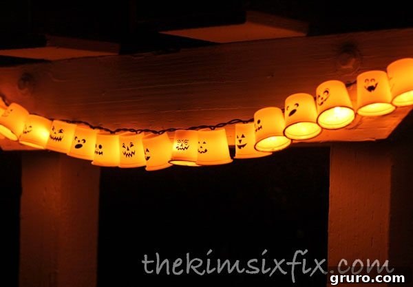 Halloween pumpkin lights decor idea