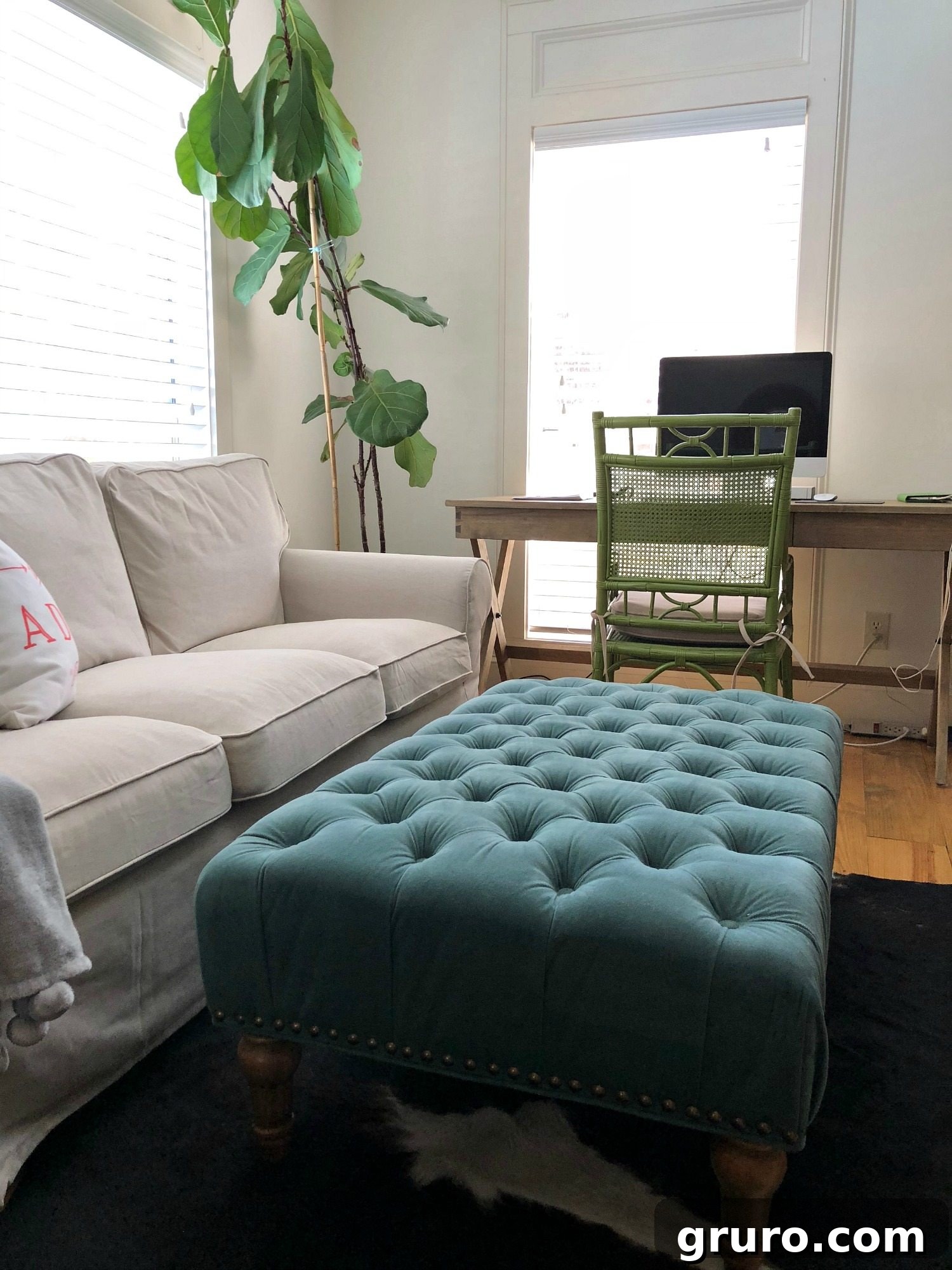 Work & Create: Organized Spaces for Inspiration 3 Office with seating