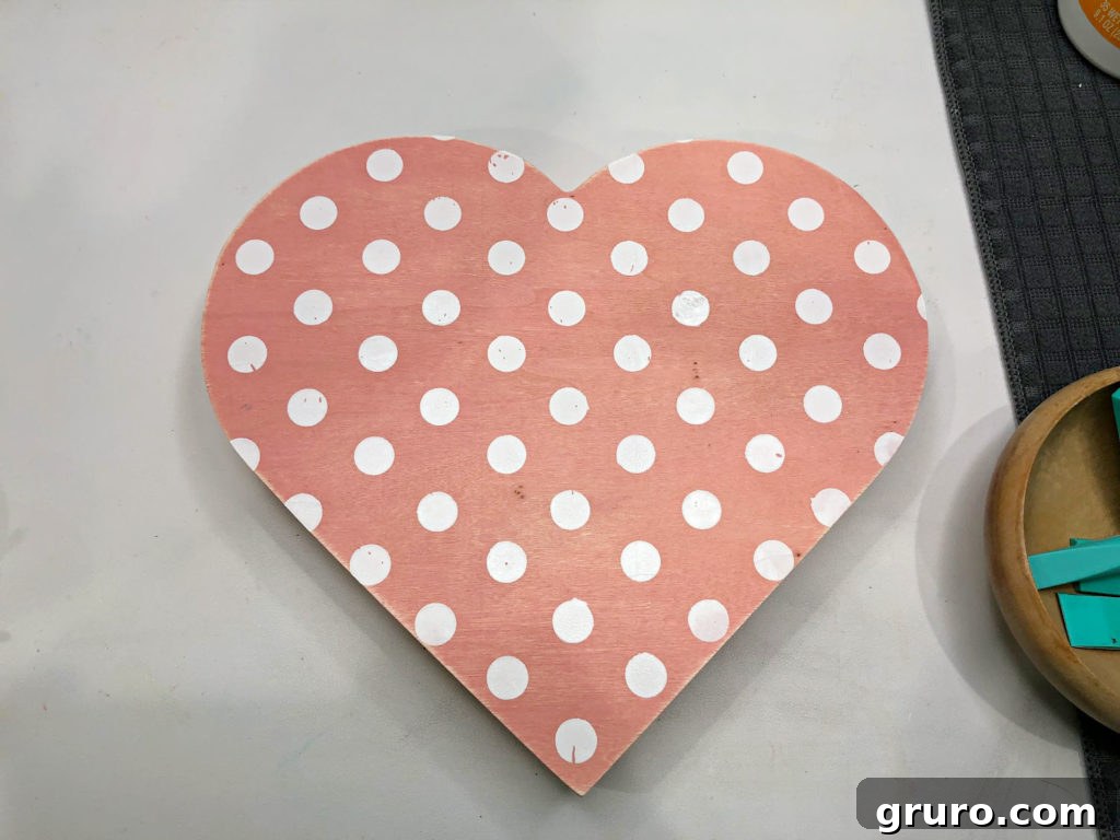 DIY Valentine's Day Decor Chalk Couture Polka dots on wood heart Chalk Couture DIY Valentine's Day Decor
