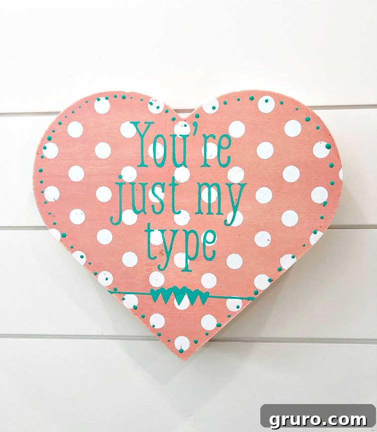 DIY Valentine's Day Decor made with Chalk Couture DIY Valentines heart idea using Chalk Couture Chalkology Paste and Transfers