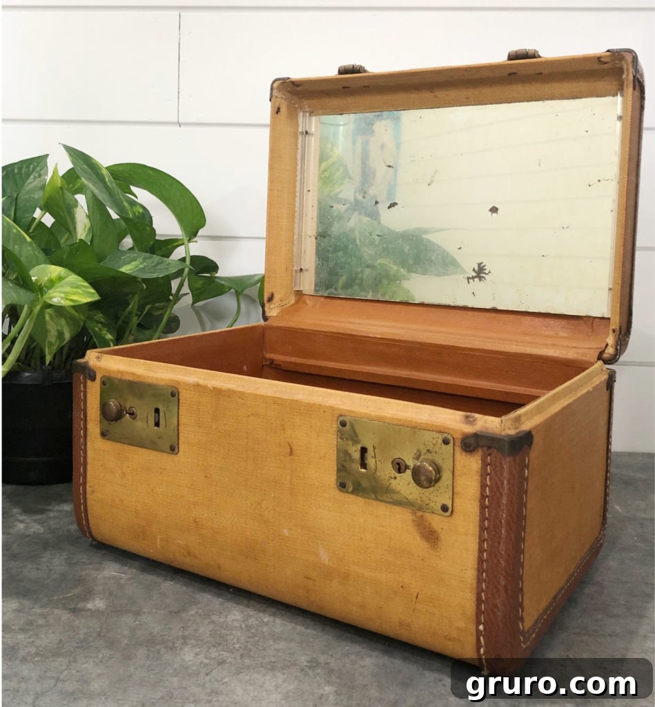 Easy DIY - Vintage Train Case Makeover Before the vintage train case makeover, showing its original worn condition